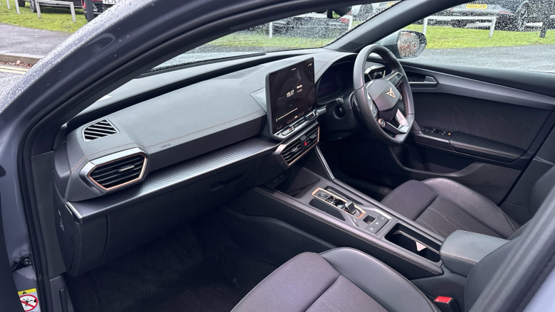 CUPRA Leon 1.5 eTSI 150 V1 5dr DSG Petrol Hatchback